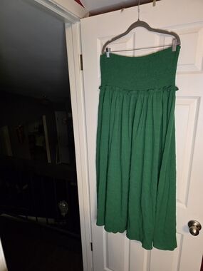 Boohoo Emerald Green Strapless Smocked Maxi Skirt